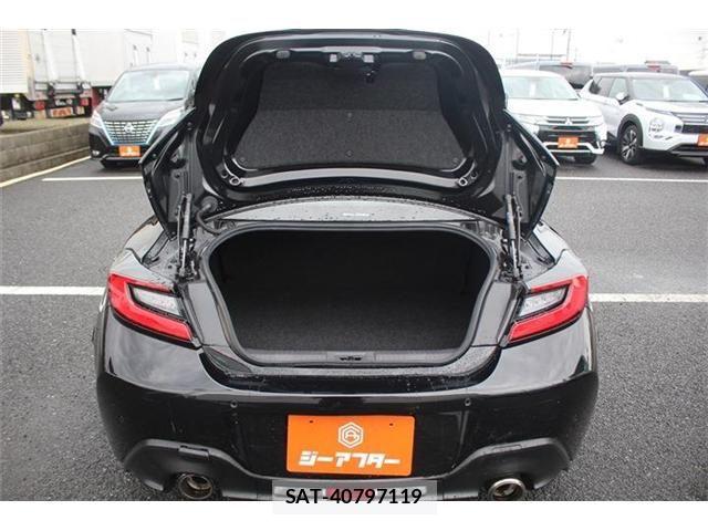 Toyota GR86 2022-01 7723674-28