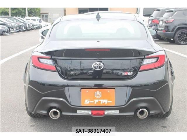 Toyota GR86 2021-12 7723670-13