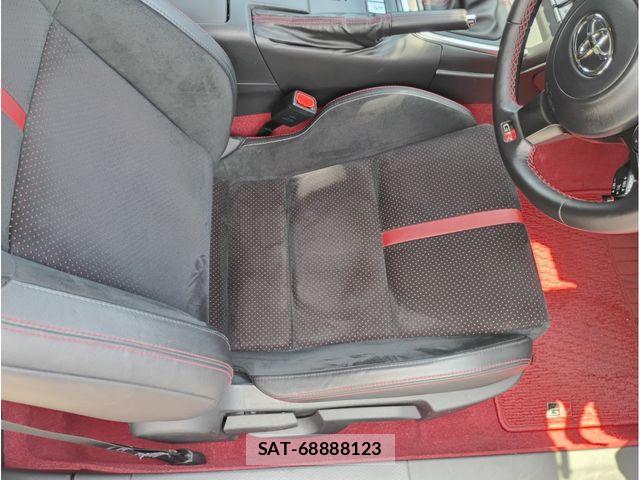 Toyota GR86 2022-03 7876646-11