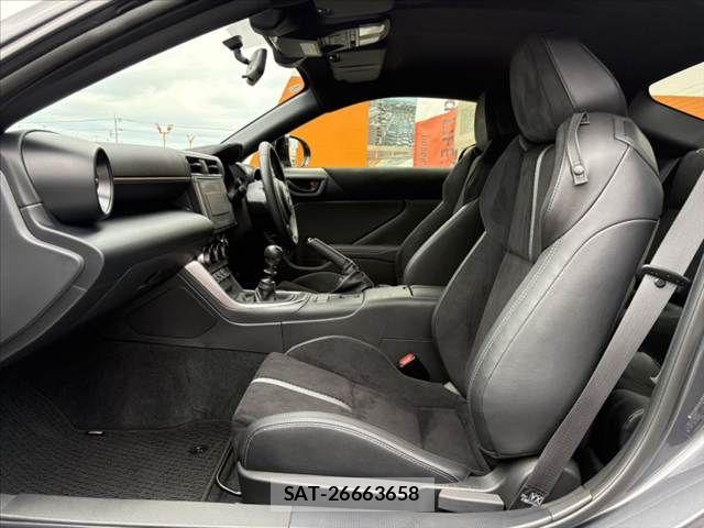 Toyota GR86 2025-05 7876634-16