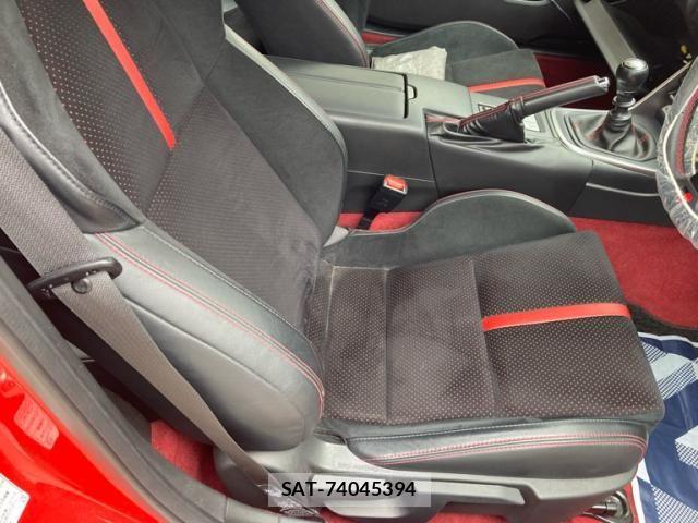 Toyota GR86 2022-09 7961860-12