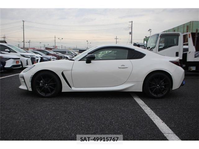Toyota GR86 2022-03 8035743-10