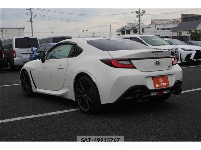 Toyota GR86 2022-03 8035743-11