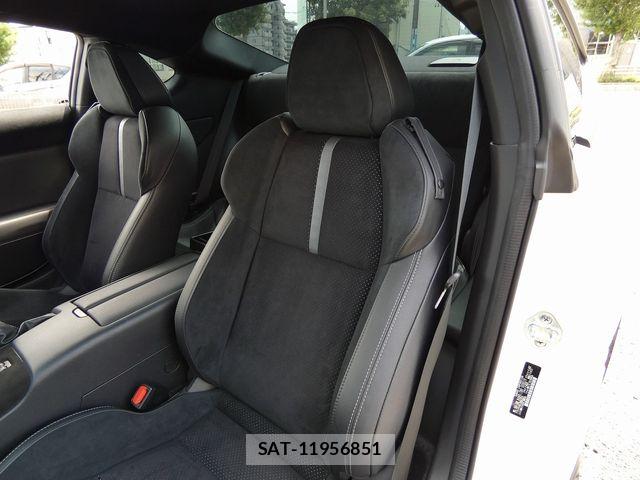Toyota GR86 2022-03 8099347-16