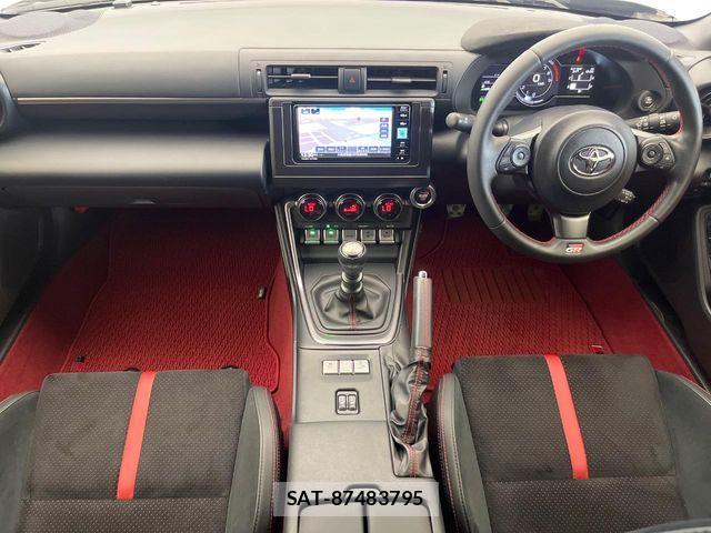 Toyota GR86 2023-11 8130296-1