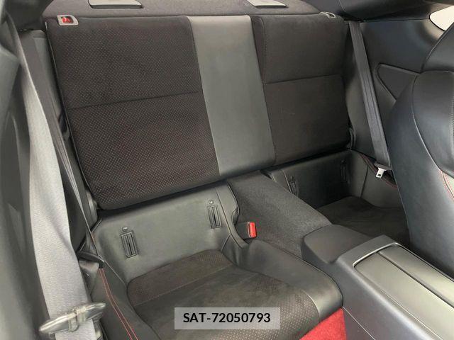 Toyota GR86 2021-12 8207674-11
