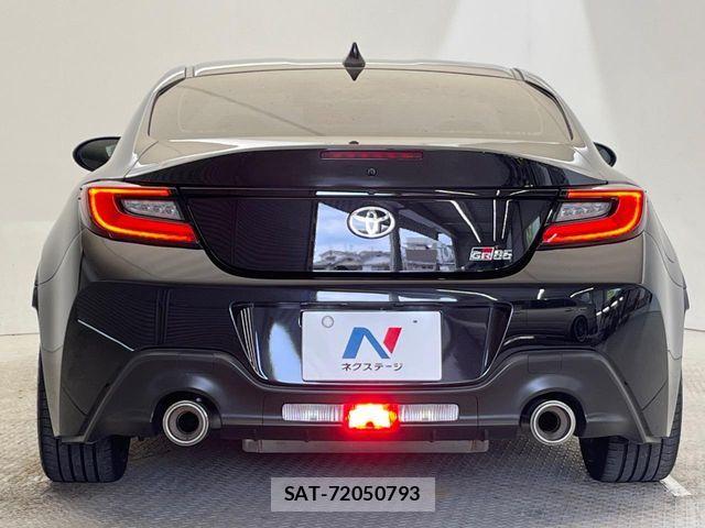 Toyota GR86 2021-12 8207674-15