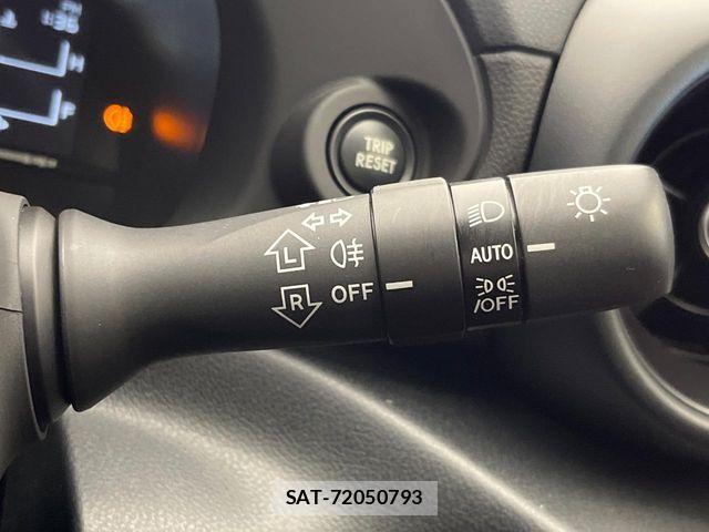 Toyota GR86 2021-12 8207674-8