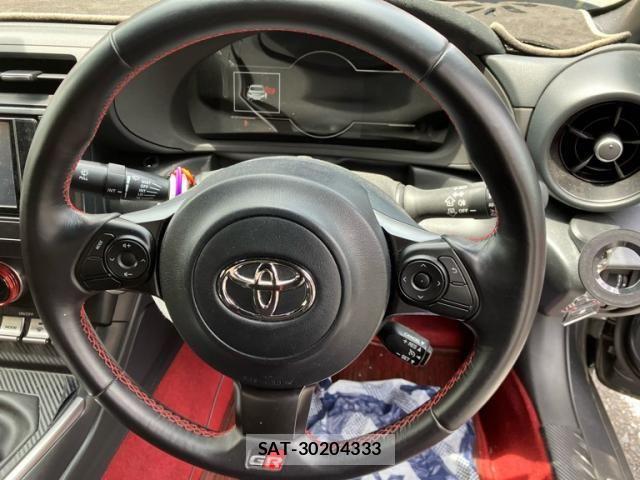 Toyota GR86 2022-04 8207673-11