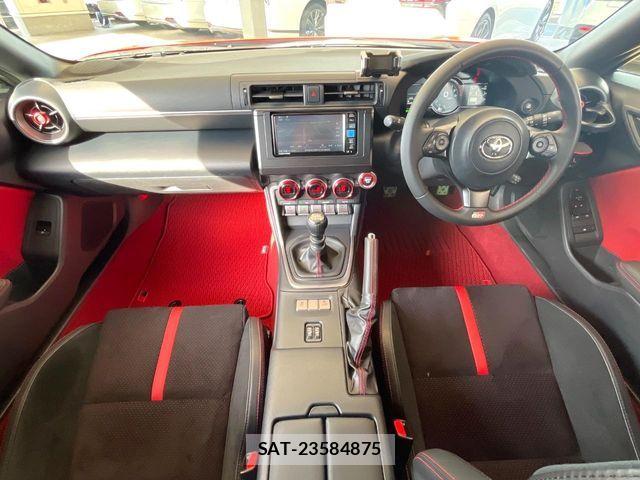 Toyota GR86 2024-10 8207669-1