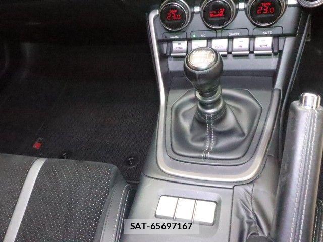 Toyota GR86 2022-03 8207671-18