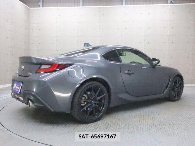 Toyota GR86 2022-03 8207671-1
