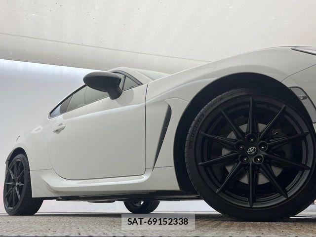 Toyota GR86 2025-07 8230182-12