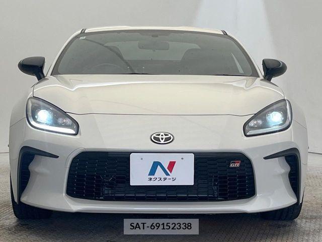 Toyota GR86 2025-07 8230182-15