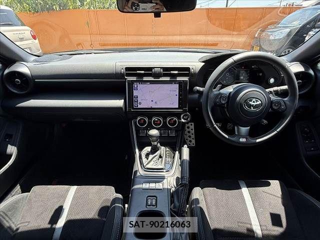 Toyota GR86 2024-07 8245280-1