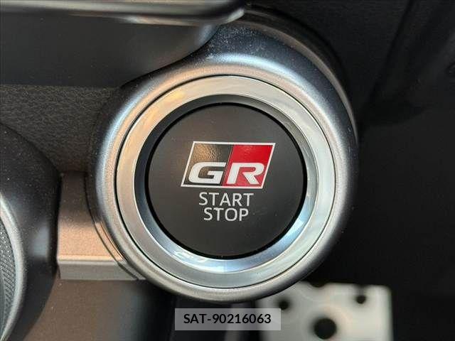 Toyota GR86 2024-07 8245280-24