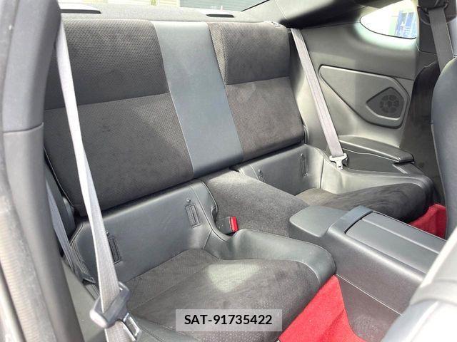Toyota GR86 2024-10 8245279-11