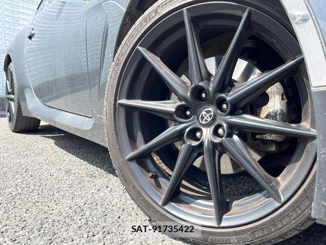 Toyota GR86 2024-10 8245279-14