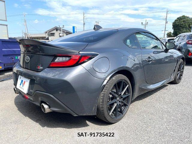 Toyota GR86 2024-10 8245279-18