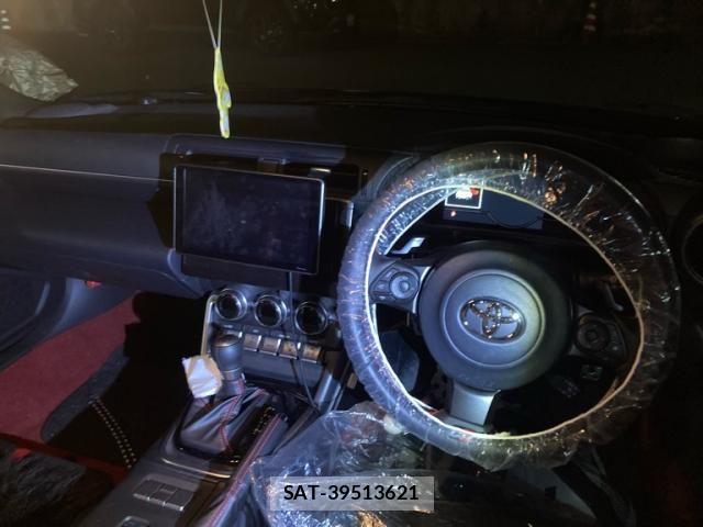 Toyota GR86 2025-12 8314614-13