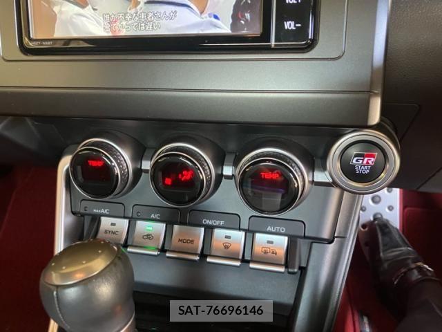 Toyota GR86 2022-09 8335967-16