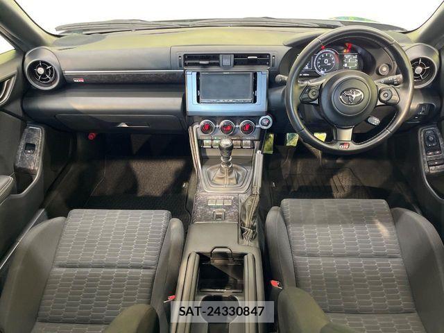 Toyota GR86 2022-06 8335970-1