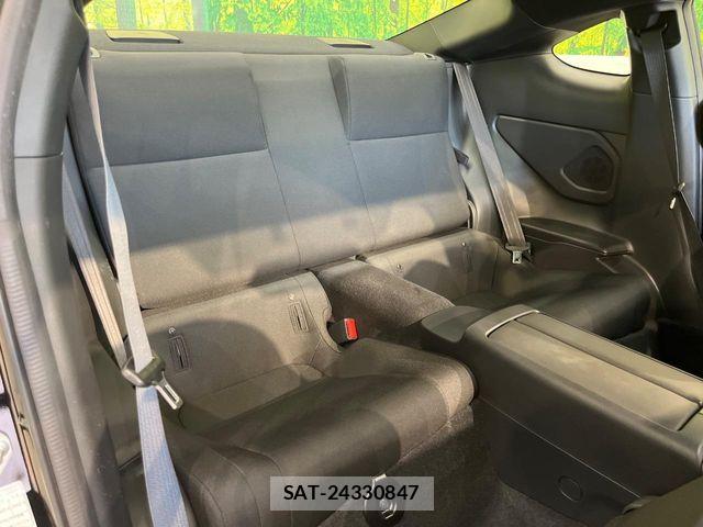 Toyota GR86 2022-06 8335970-8