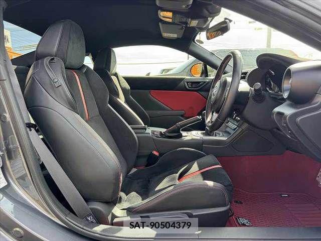 Toyota GR86 2023-12 8366080-15