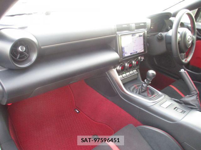 Toyota GR86 2024-08 8366081-12