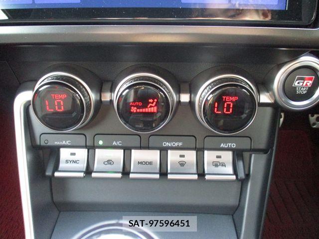 Toyota GR86 2024-08 8366081-24