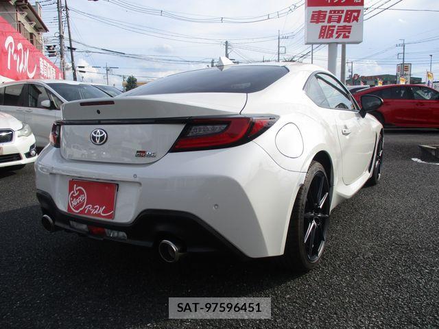 Toyota GR86 2024-08 8366081-2