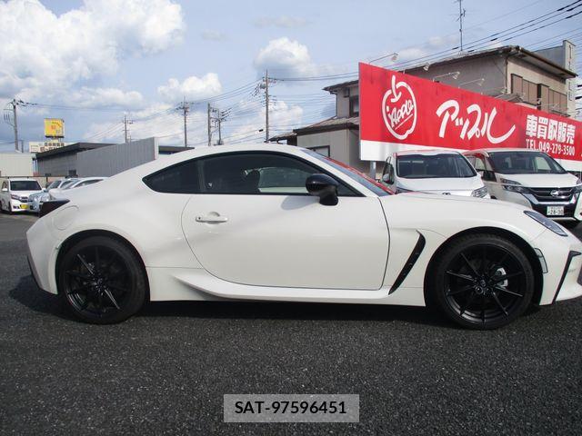 Toyota GR86 2024-08 8366081-7