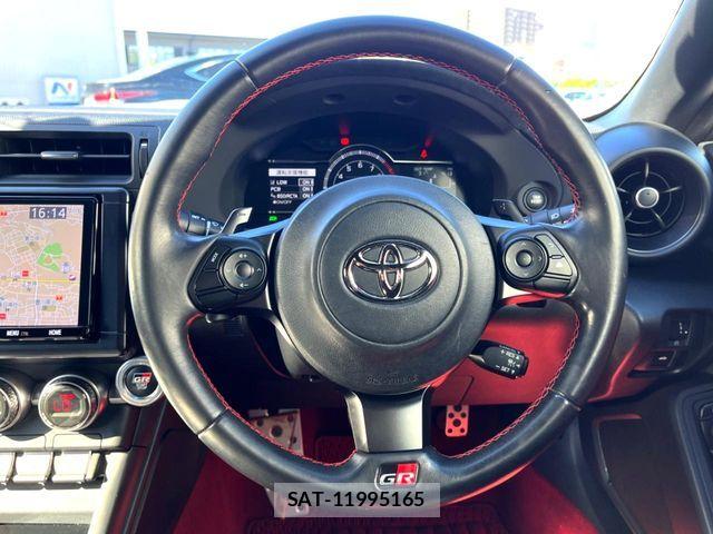Toyota GR86 2022-05 8366079-10