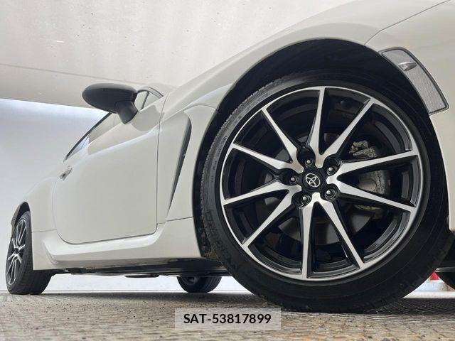 Toyota GR86 2022-05 8366082-15