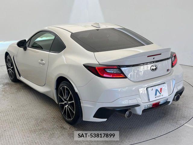 Toyota GR86 2022-05 8366082-4