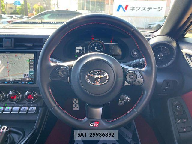 Toyota GR86 2023-04 8366077-13