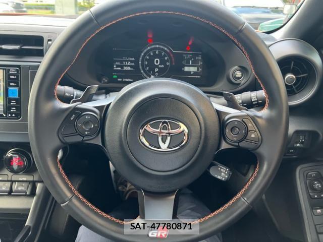Toyota GR86 2023-01 8412634-21