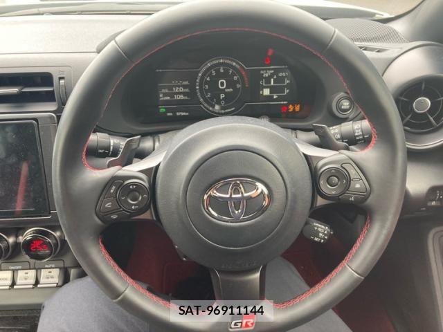 Toyota GR86 2024-03 8412643-11