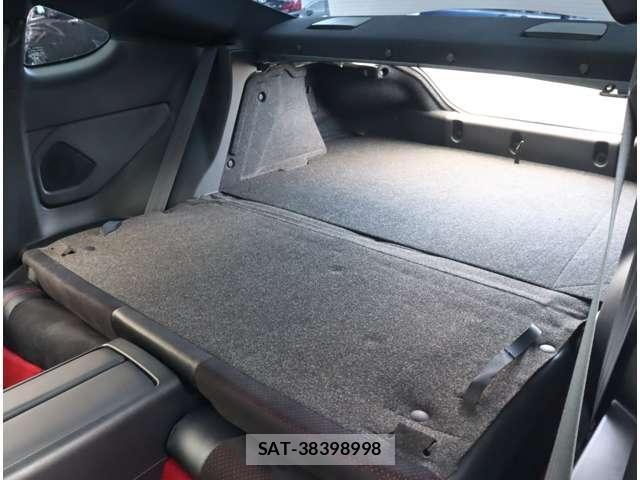 Toyota GR86 2022-01 8412635-7