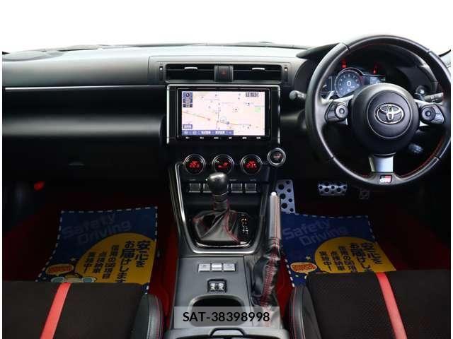 Toyota GR86 2022-01 8412635-1