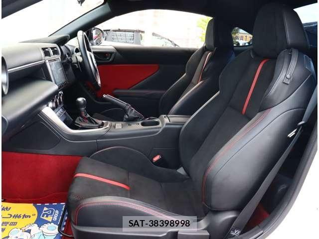 Toyota GR86 2022-01 8412635-5