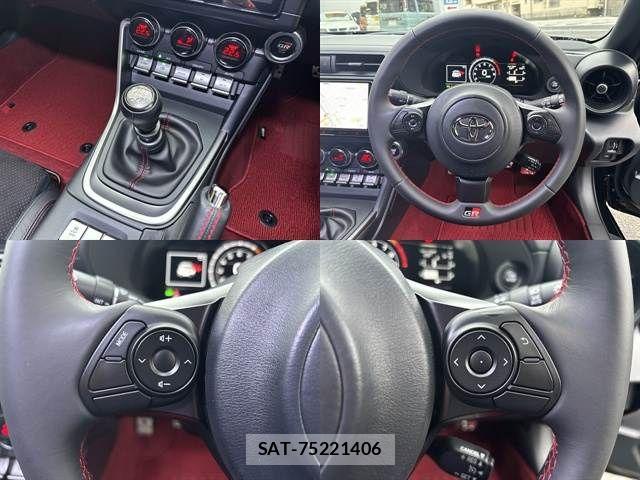 Toyota GR86 2023-08 8412637-12