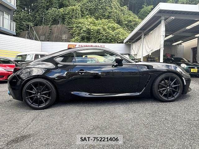 Toyota GR86 2023-08 8412637-18