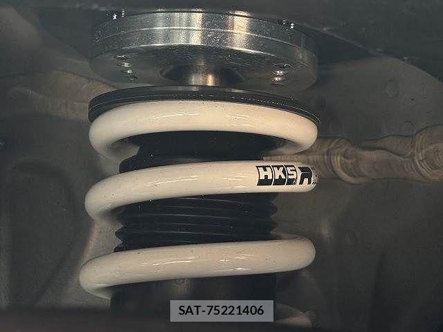 Toyota GR86 2023-08 8412637-22