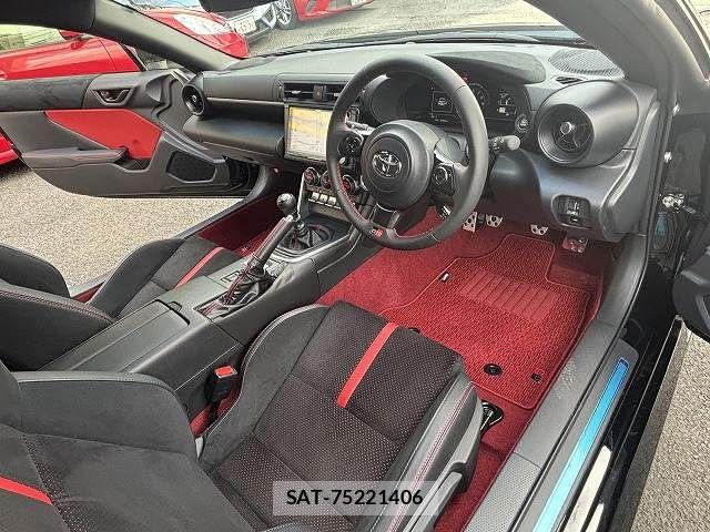 Toyota GR86 2023-08 8412637-28
