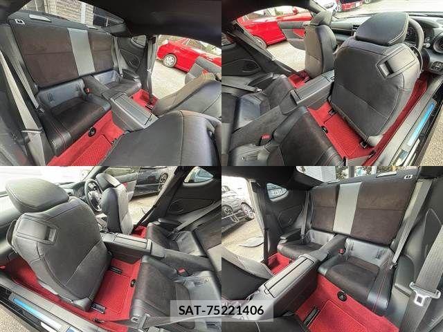 Toyota GR86 2023-08 8412637-8