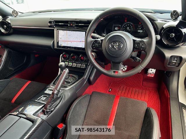 Toyota GR86 2024-01 8412633-1