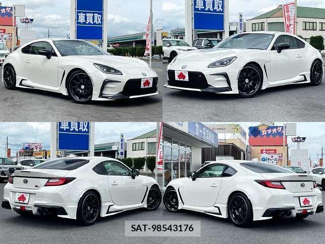 Toyota GR86 2024-01 8412633-8