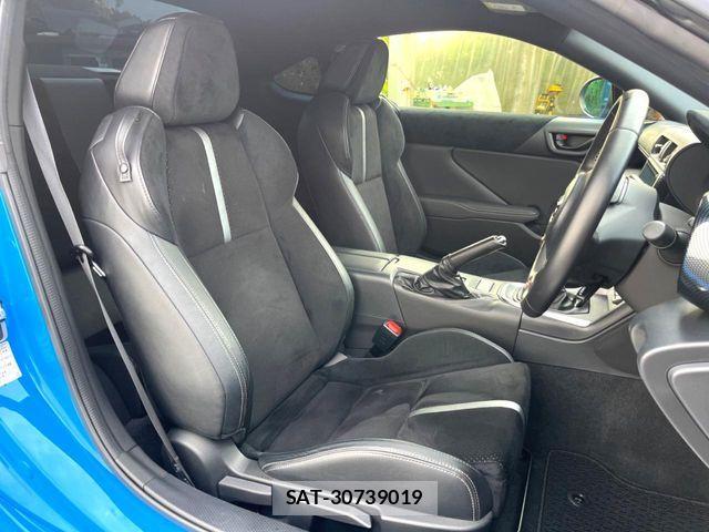 Toyota GR86 2022-07 8438160-10