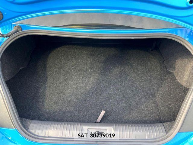 Toyota GR86 2022-07 8438160-12